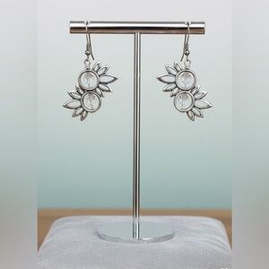 Elegant Vintage Sterling Silver Floral Earrings(Signed 925 SBH)